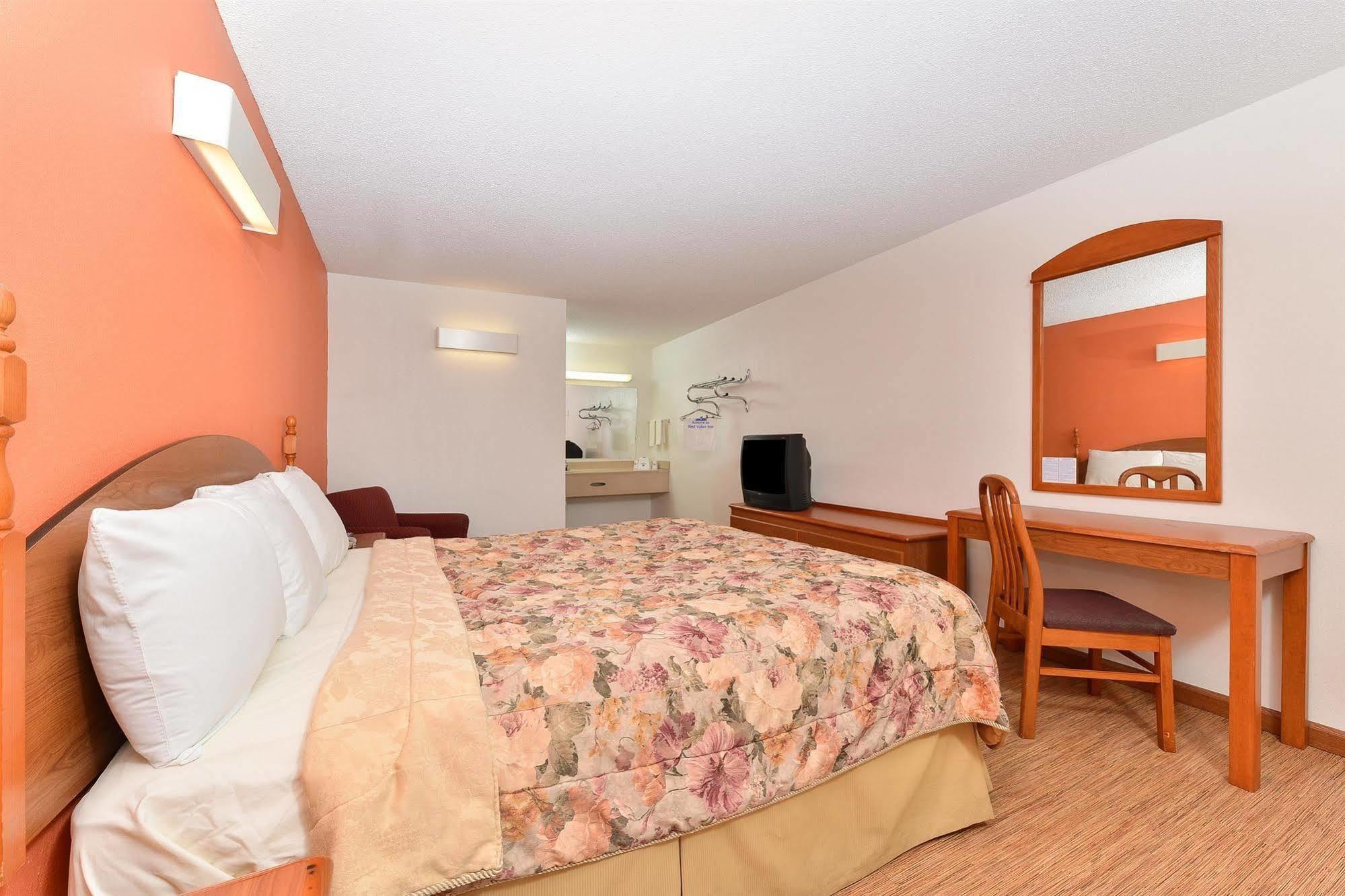 Crossroads Inn Лебанон Экстерьер фото