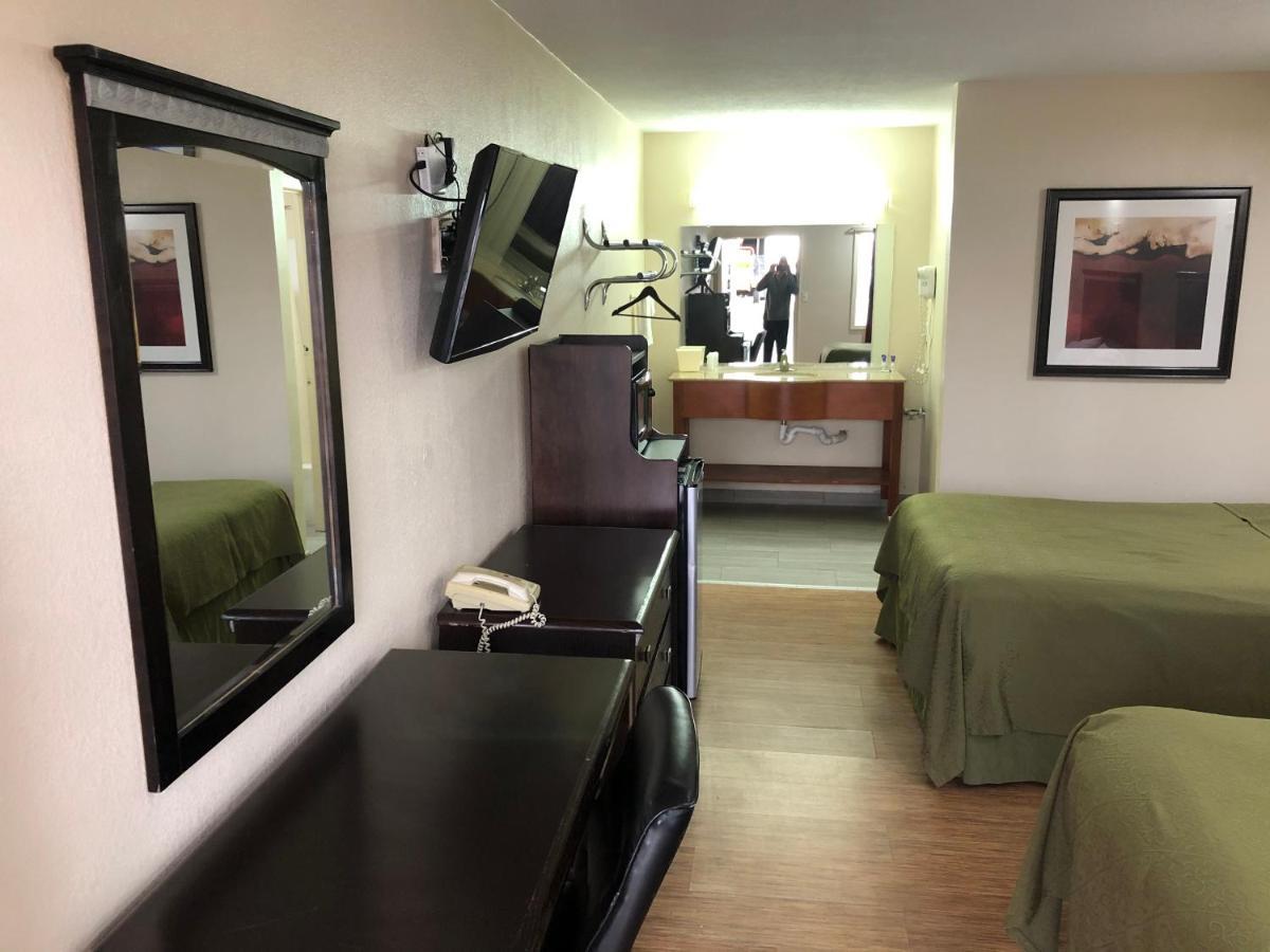 Crossroads Inn Лебанон Экстерьер фото